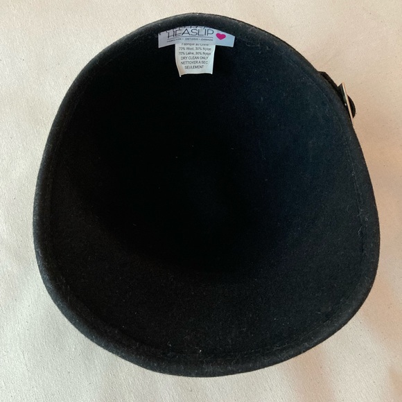 Felted hat - Picture 3 of 5